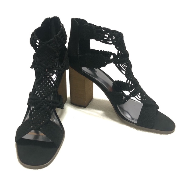 Carlos By Carlos Santana Nadia Woven Block Heel - Picture 2 of 8